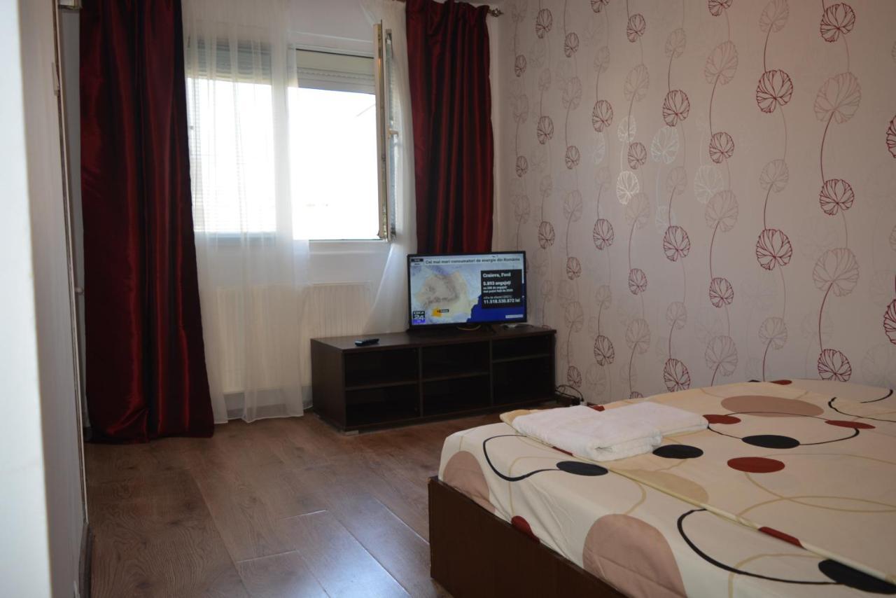 Iulia Studio 9 Bucureşti Exterior foto